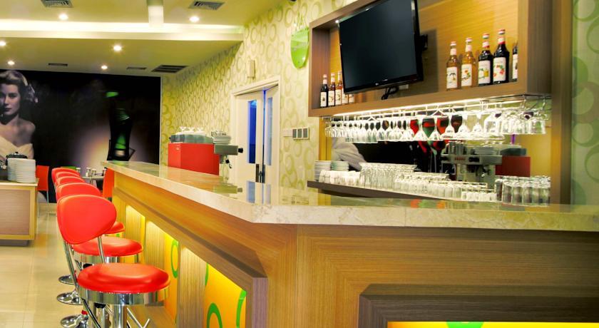 Favehotel Solo Baru Exterior photo